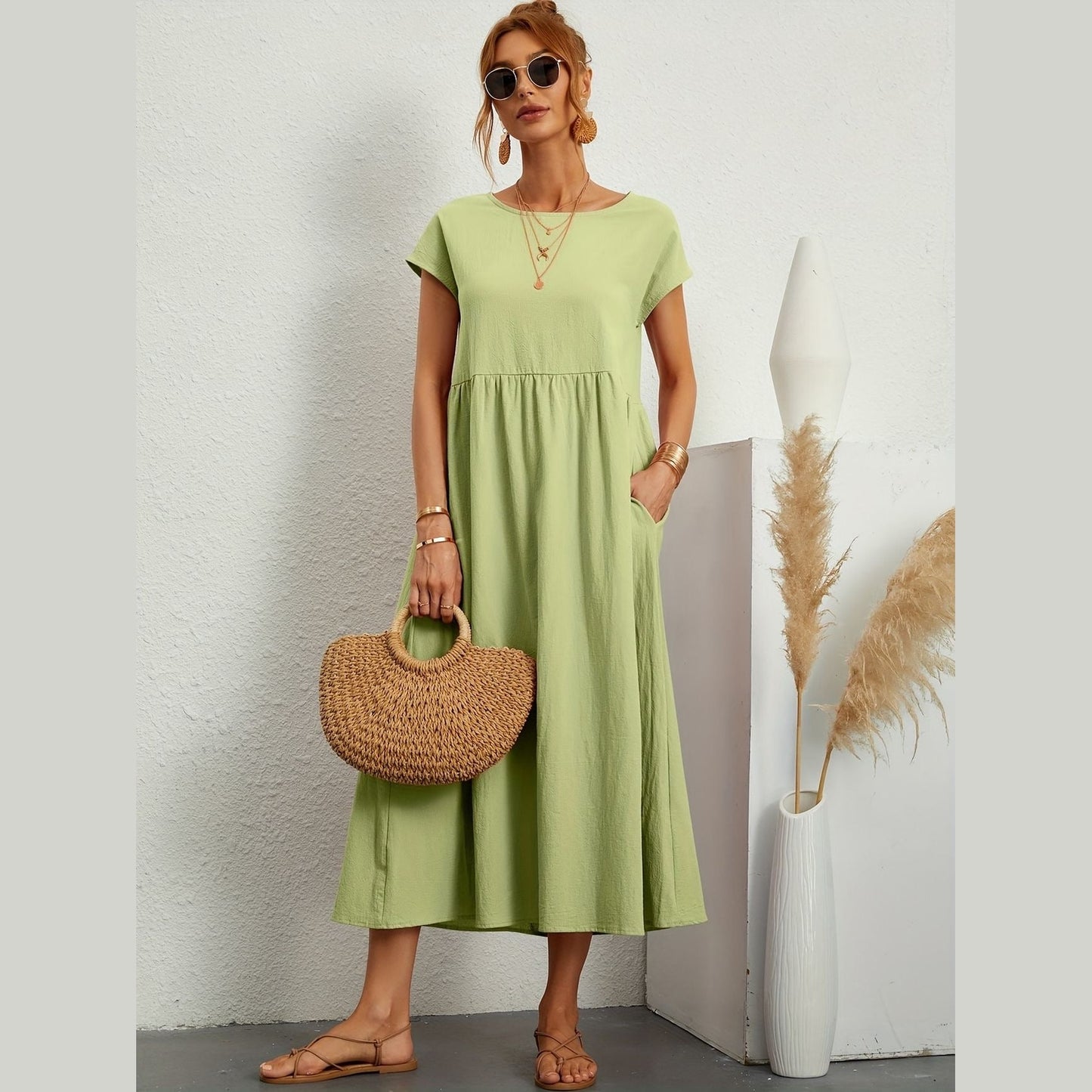 Mirabelle | Robe de loisirs décolletée