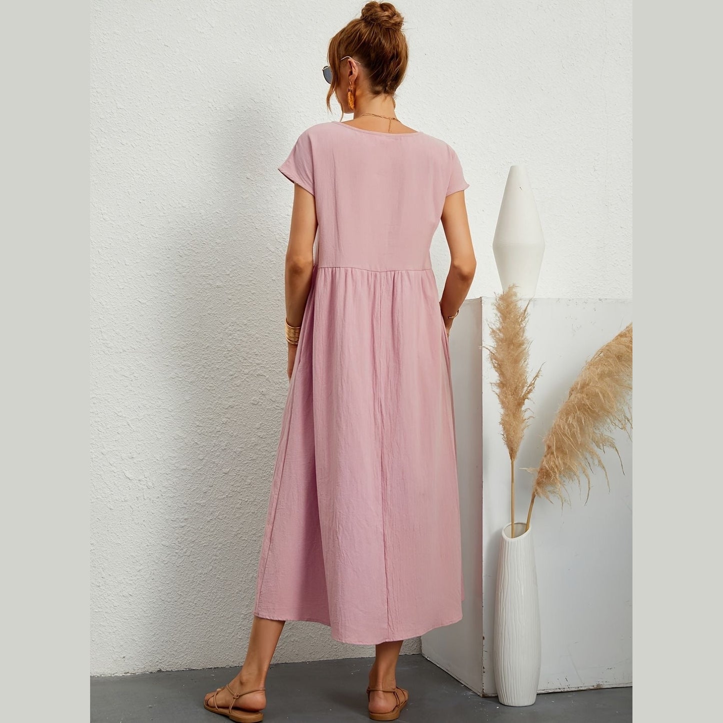 Mirabelle | Robe de loisirs décolletée