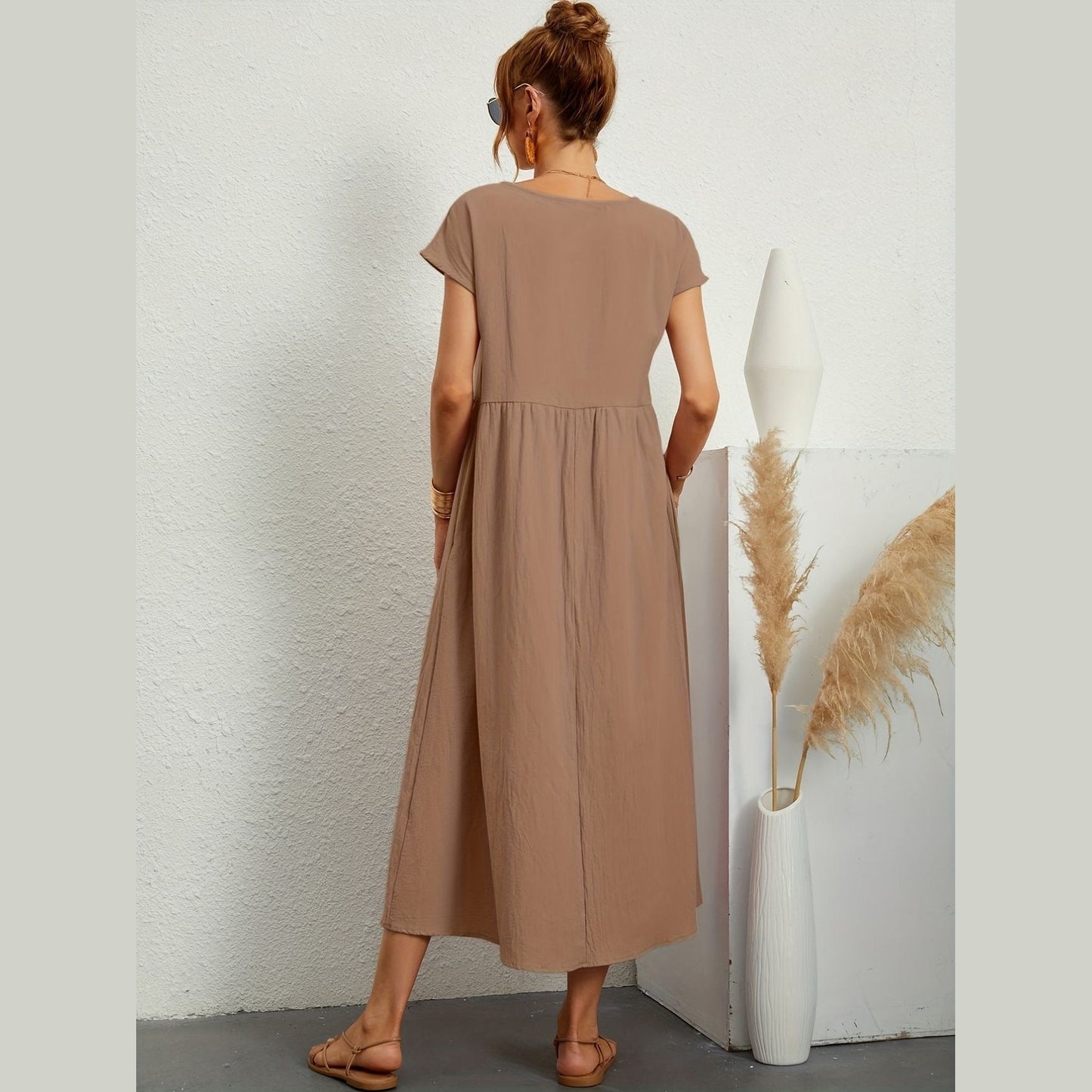 Mirabelle | Robe de loisirs décolletée