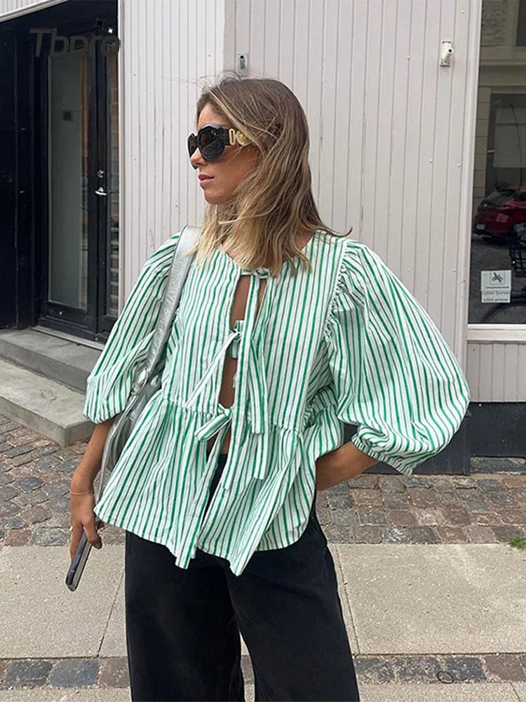 Jemma | Haut à manches bouffantes rayées au charme vintage pour femme