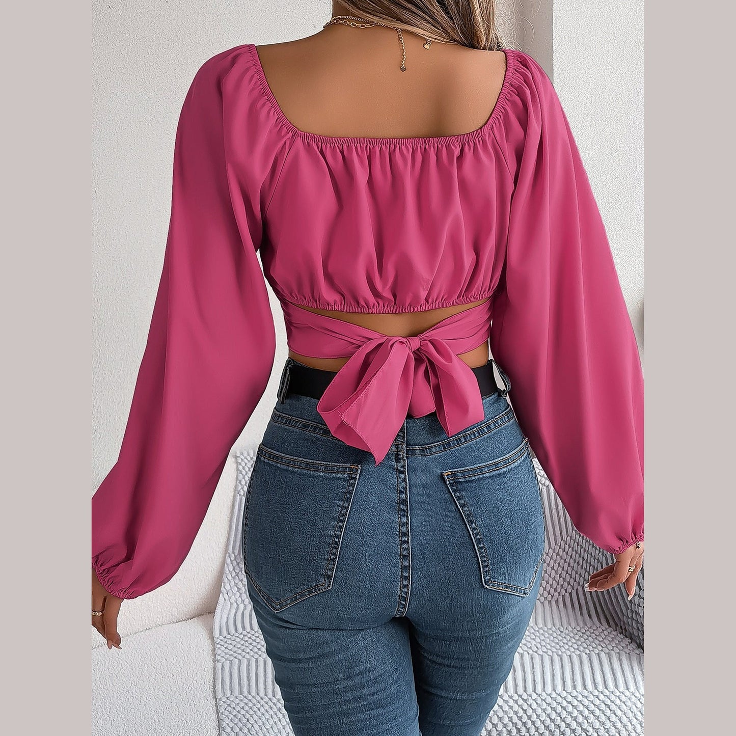 Amora | Top en mousseline avec manches bouffantes et dentelle