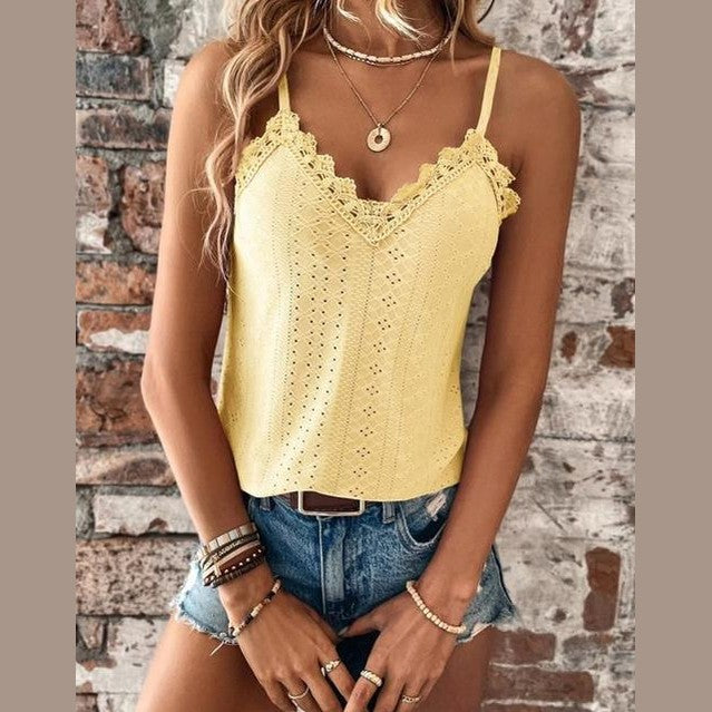 Izabelle | Haut en dentelle délicate avec bords festonnés pour femmes