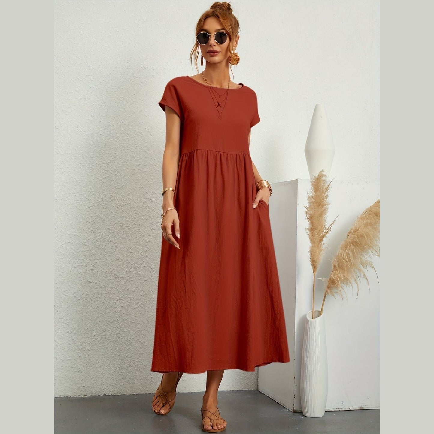 Mirabelle | Robe de loisirs décolletée