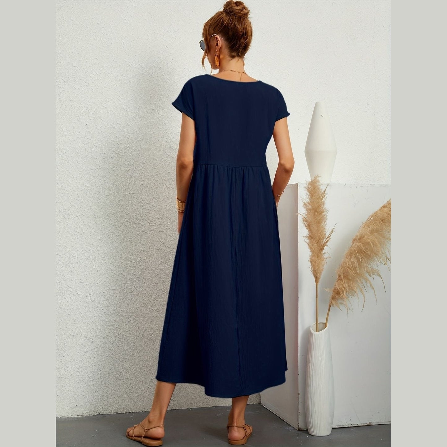 Mirabelle | Robe de loisirs décolletée