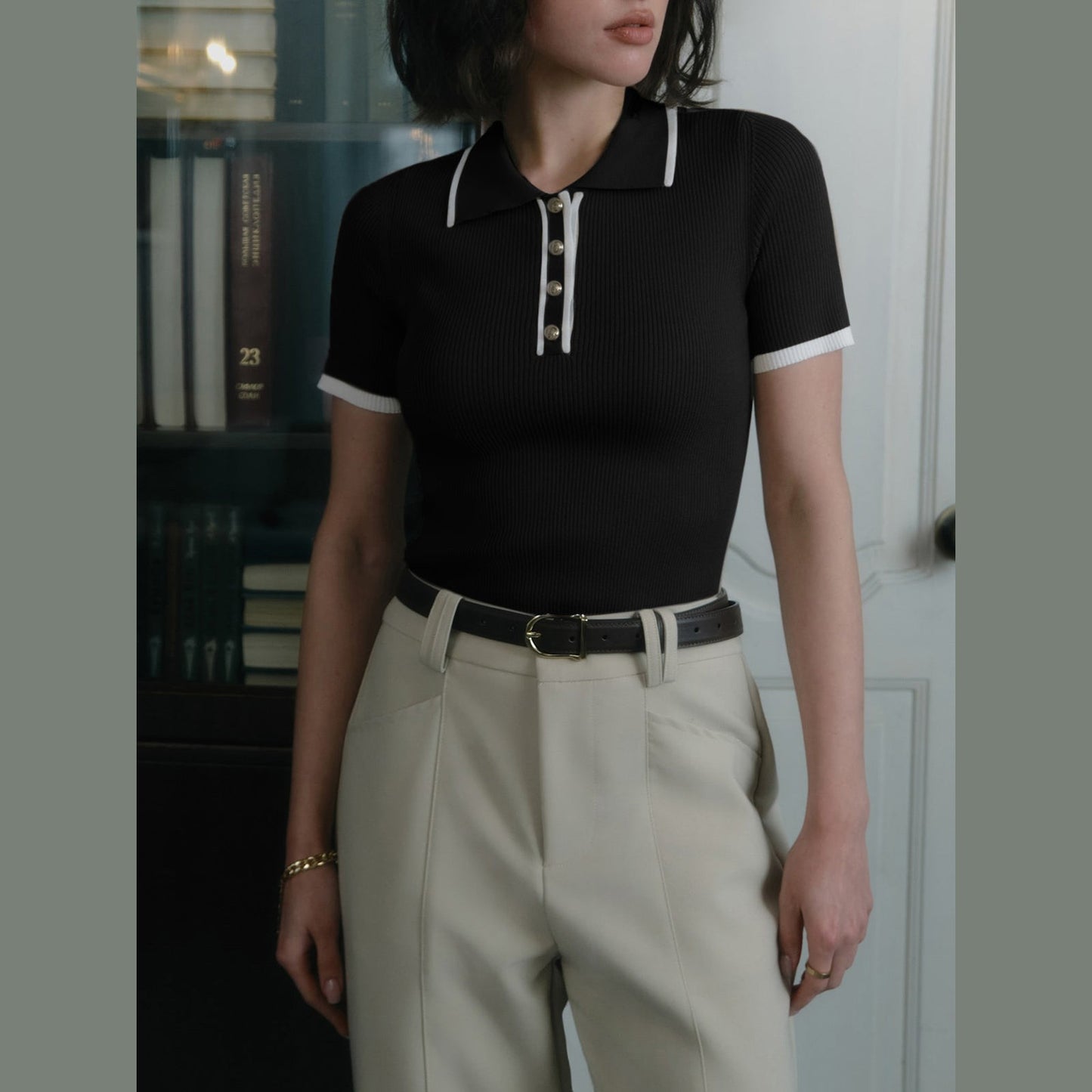 Danica | Haut polo côtelé classique avec détail de boutons pour femmes