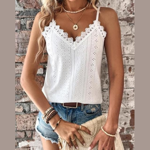 Izabelle | Haut en dentelle délicate avec bords festonnés pour femmes