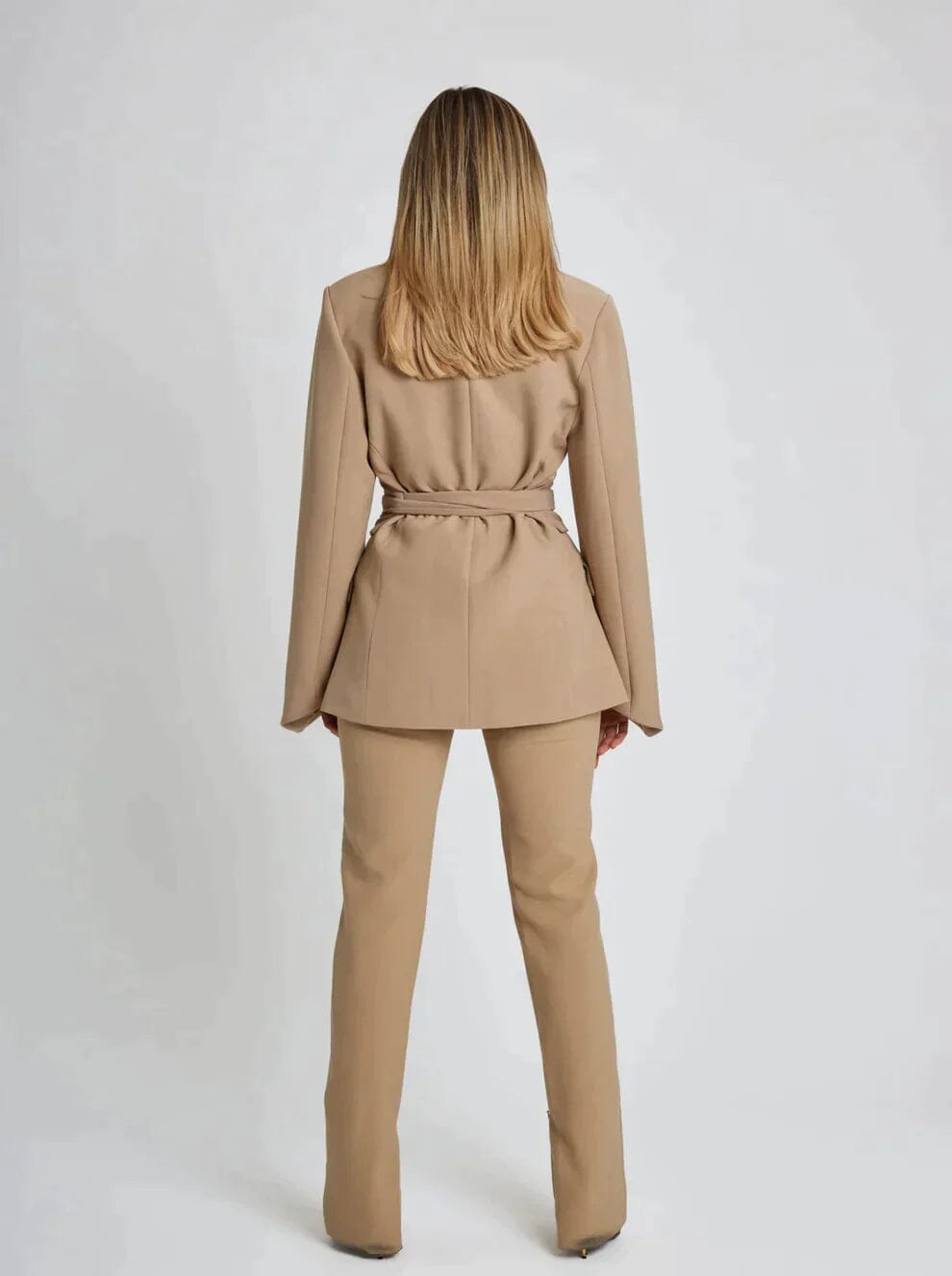 Blazer élégant pour femmes de tous âges Essentielle