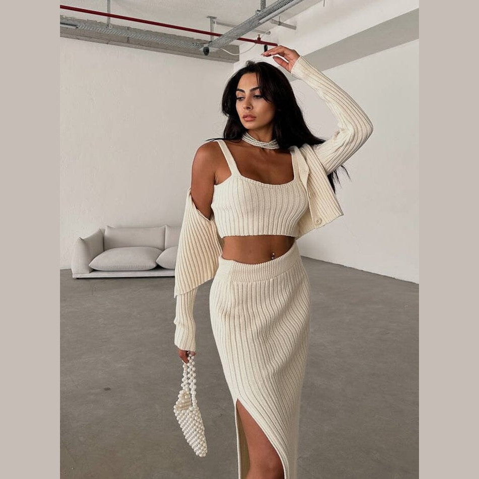 ENSEMBLE TROIS PIÈCES EN MAILLE - CAMIS FEMININO Essentielle