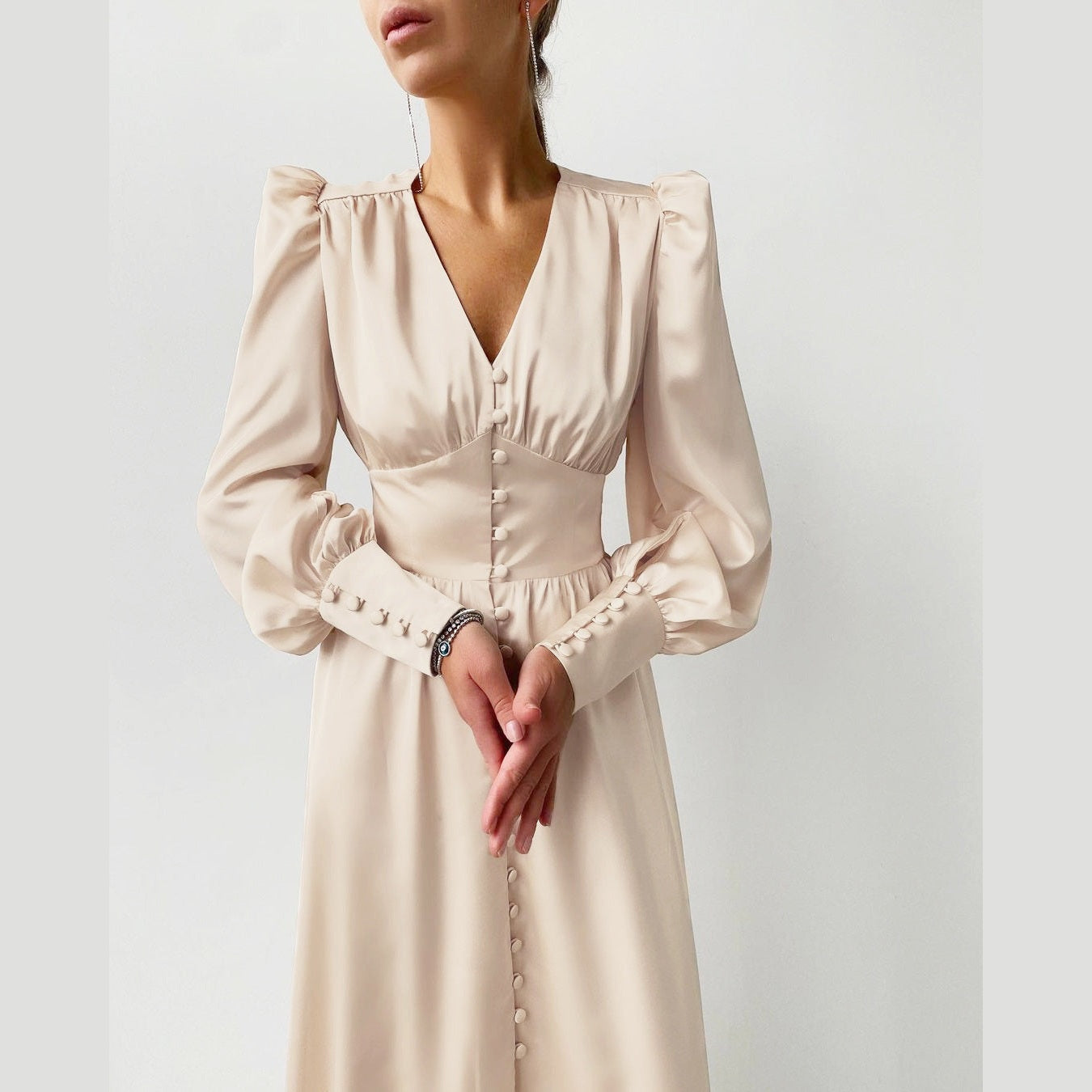 Arya | Robe élégante en satin pour femmes