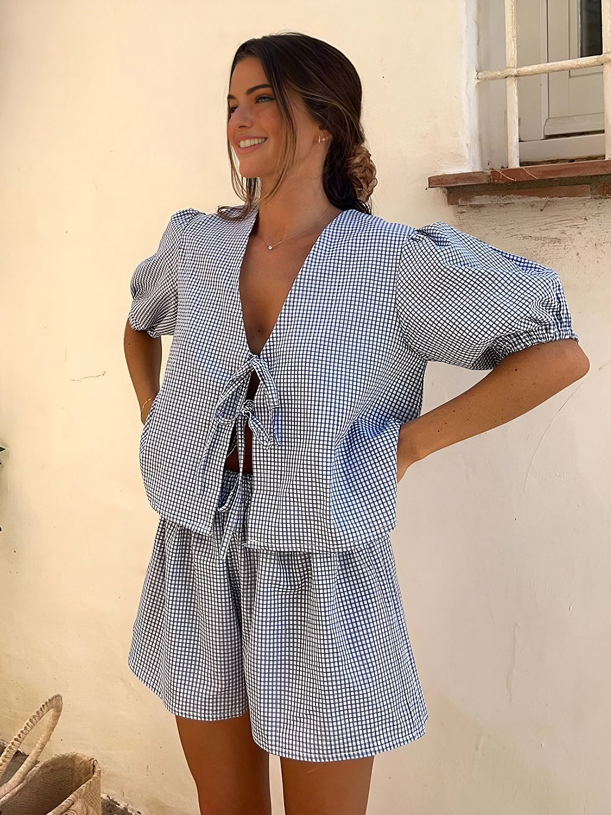 Liora | Ensemble à deux pièces à carreaux avec nœud avant pour femmes